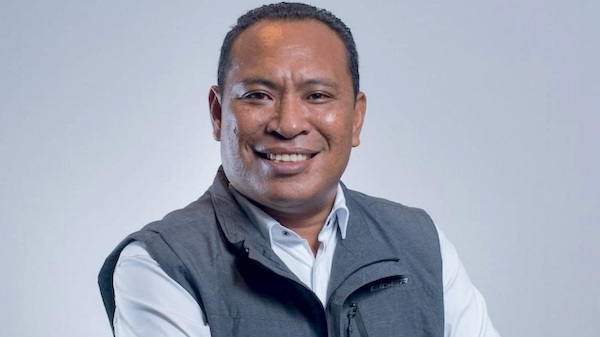 Sebelum menjadi Bupati Halsel, Mendiang Usman Sidik adalah Wartawan RCTI  Maluku Utara - KabarSelebes.id